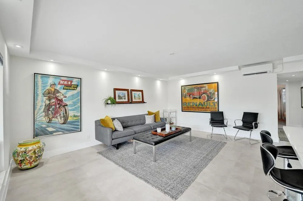 2866 NE 30th Street Fort Lauderdale, FL 33306
