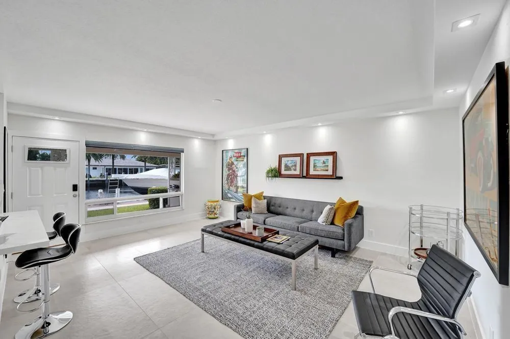 2866 NE 30th Street Fort Lauderdale, FL 33306