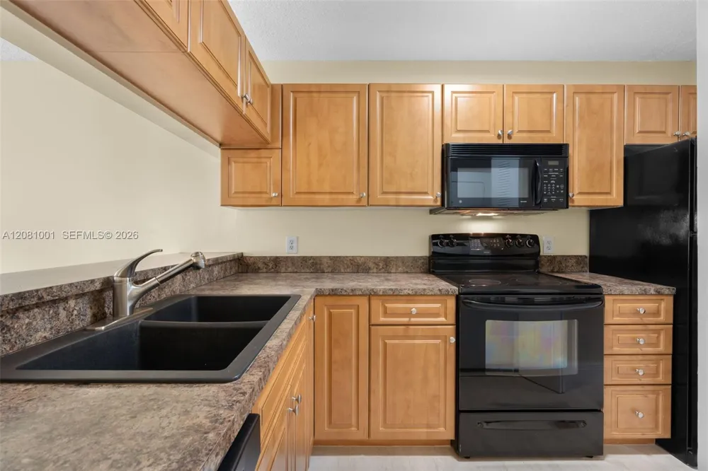 1178 Coral Club Dr #1178 Coral Springs, FL 33071