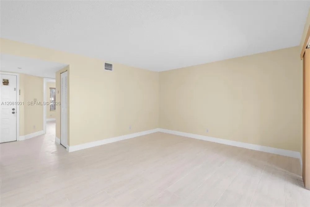 1178 Coral Club Dr #1178 Coral Springs, FL 33071