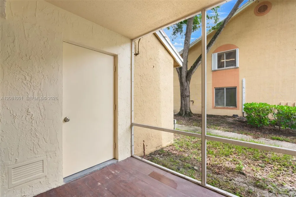 1178 Coral Club Dr #1178 Coral Springs, FL 33071