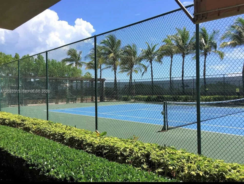 2080 S Ocean Dr #401 Hallandale Beach, FL 33009