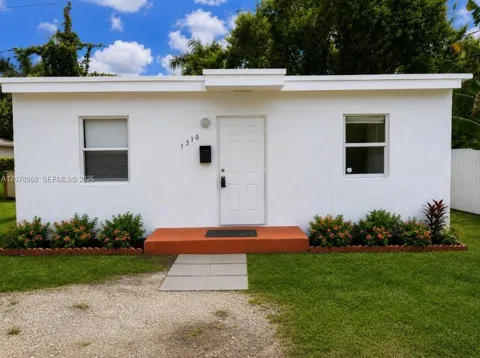 1310 NW 9th Pl #0