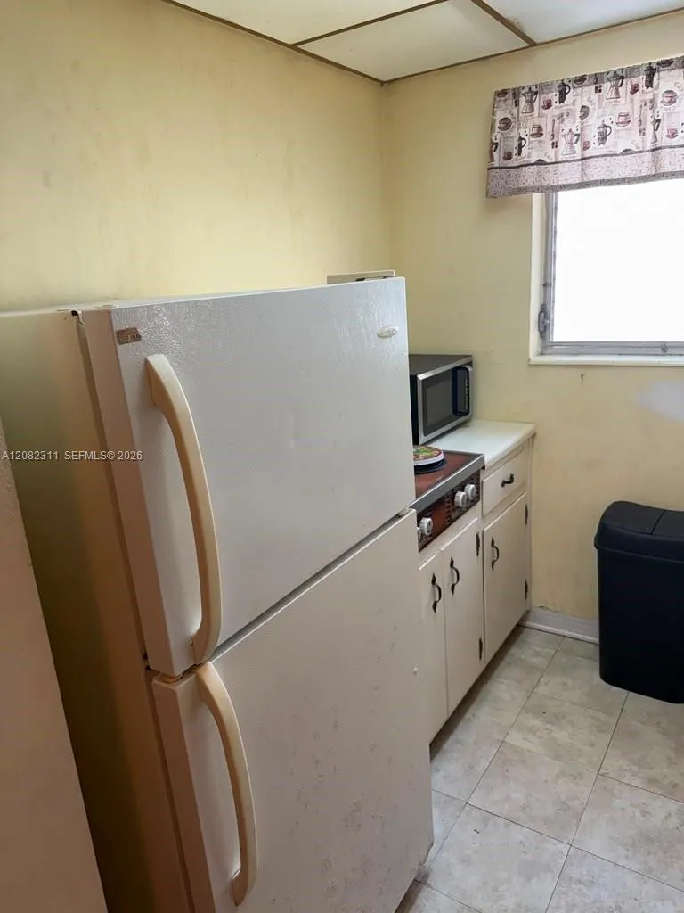 8132 Harding Ave #9 Miami Beach, FL 33141