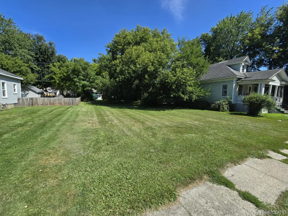 2400 Stone Street Port Huron City, MI 48060