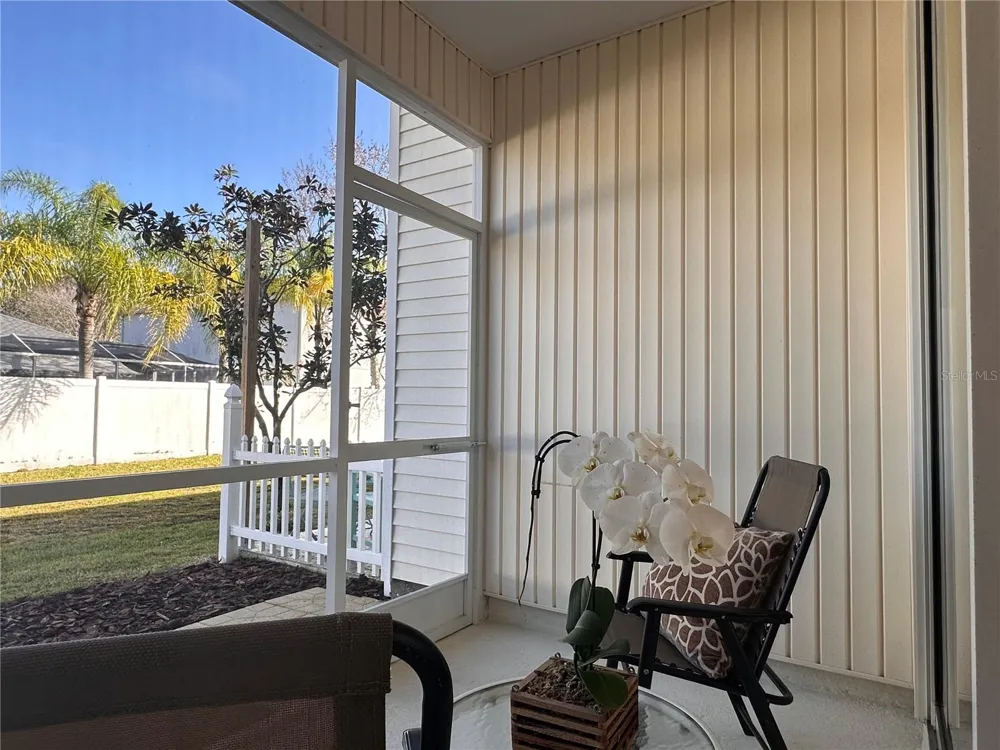 12276 COUNTRY WHITE CIRCLE Tampa, FL 33635