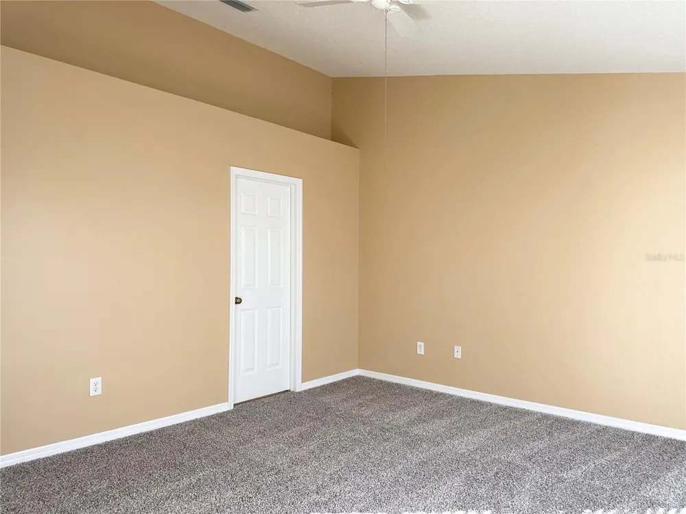 12276 COUNTRY WHITE CIRCLE Tampa, FL 33635
