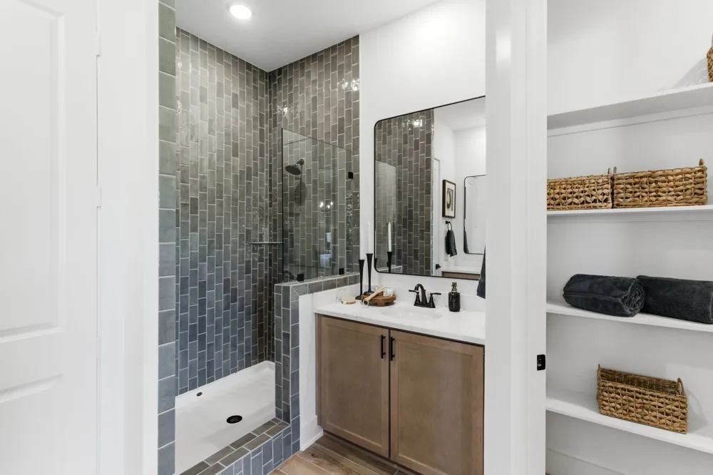 225 Flora Springs Cove Liberty Hill, TX 78642