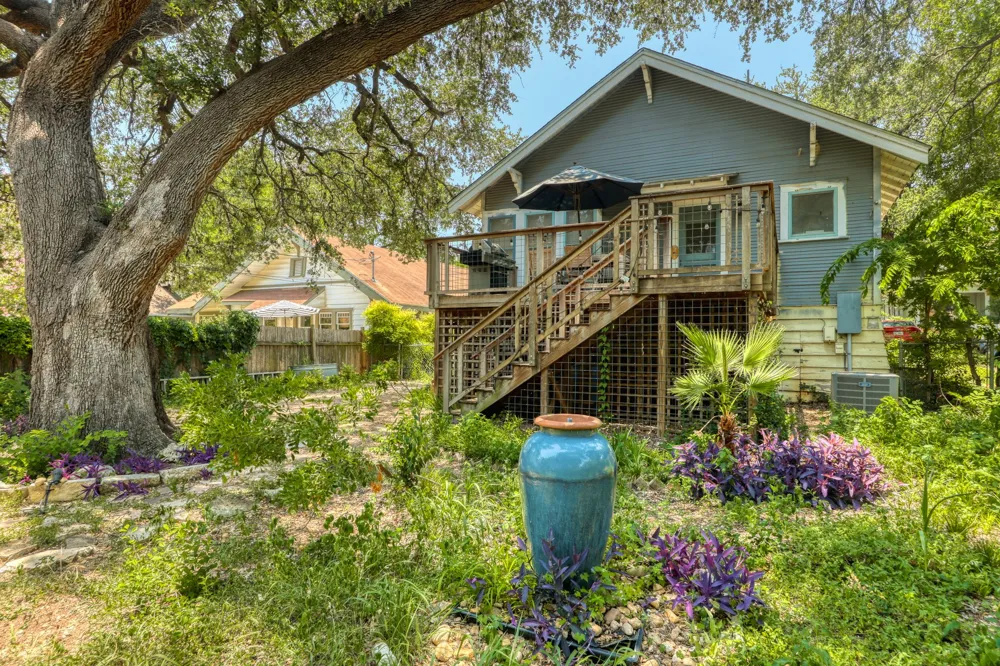 705 Patterson Avenue Austin, TX 78703