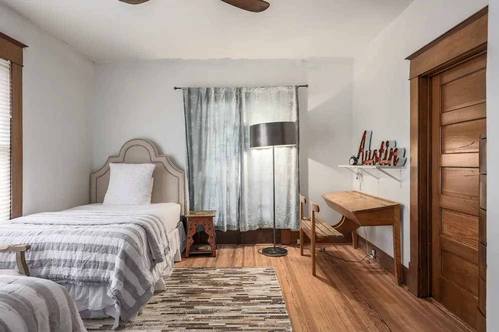 705 Patterson Avenue Austin, TX 78703
