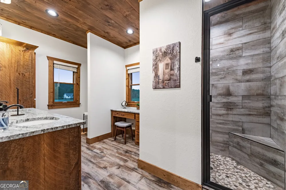 235 W Conasauga CRK Ellijay, GA 30540