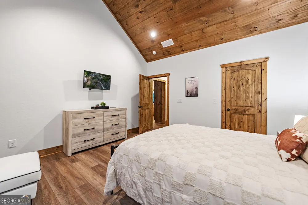 235 W Conasauga CRK Ellijay, GA 30540