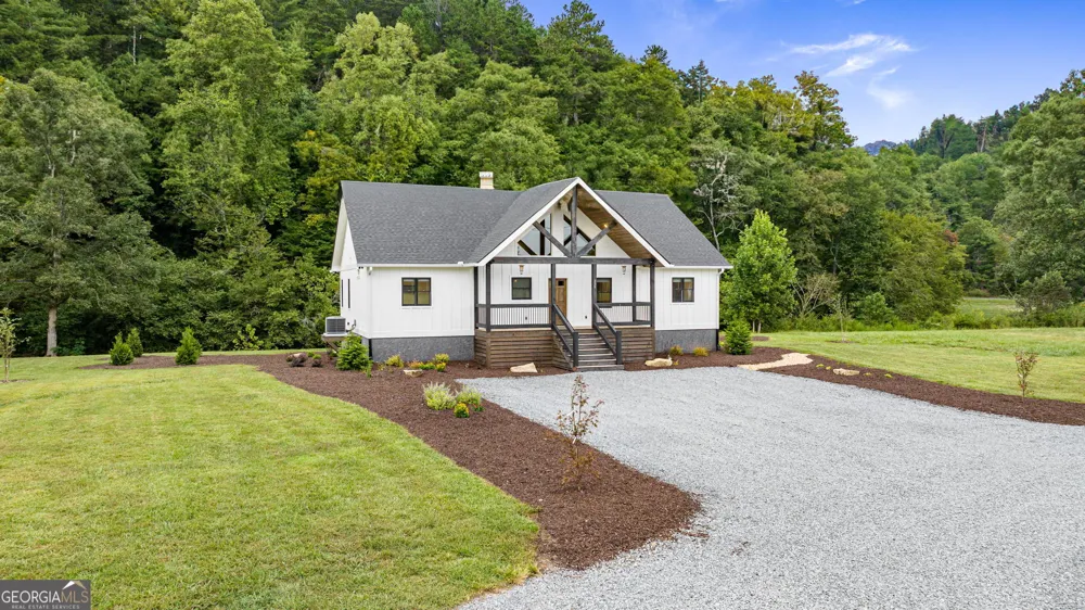 235 W Conasauga CRK Ellijay, GA 30540
