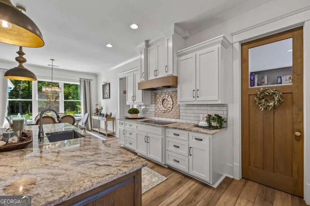 931 Antrim Glen DR Hoschton, GA 30548