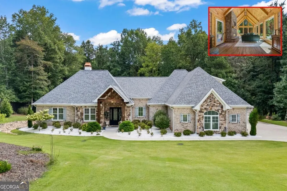 931 Antrim Glen DR Hoschton, GA 30548