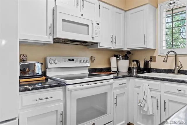8352 Dover Court Arvada, CO 80005