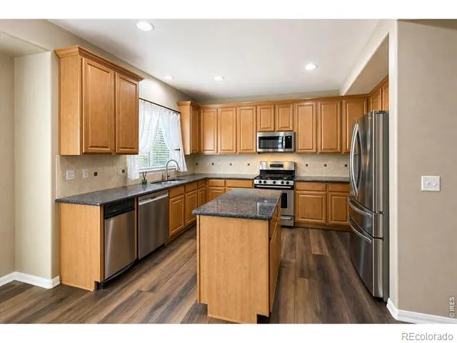 1527 Prairie Song Place Longmont, CO 80504