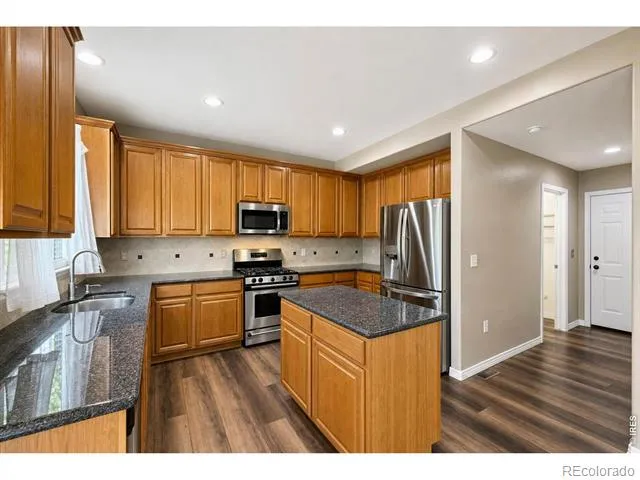 1527 Prairie Song Place Longmont, CO 80504