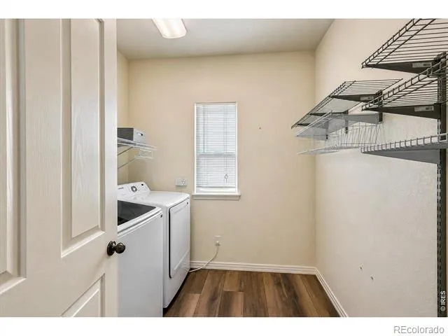 1527 Prairie Song Place Longmont, CO 80504