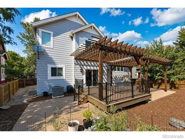 1527 Prairie Song Place Longmont, CO 80504