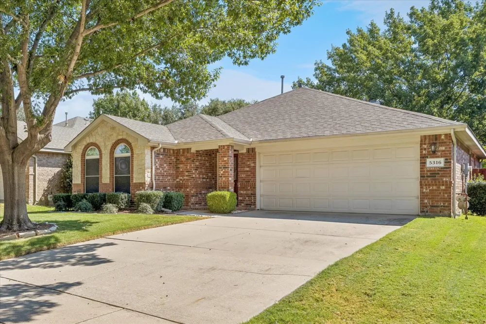5316 Shepherd Place Flower Mound, TX 75028