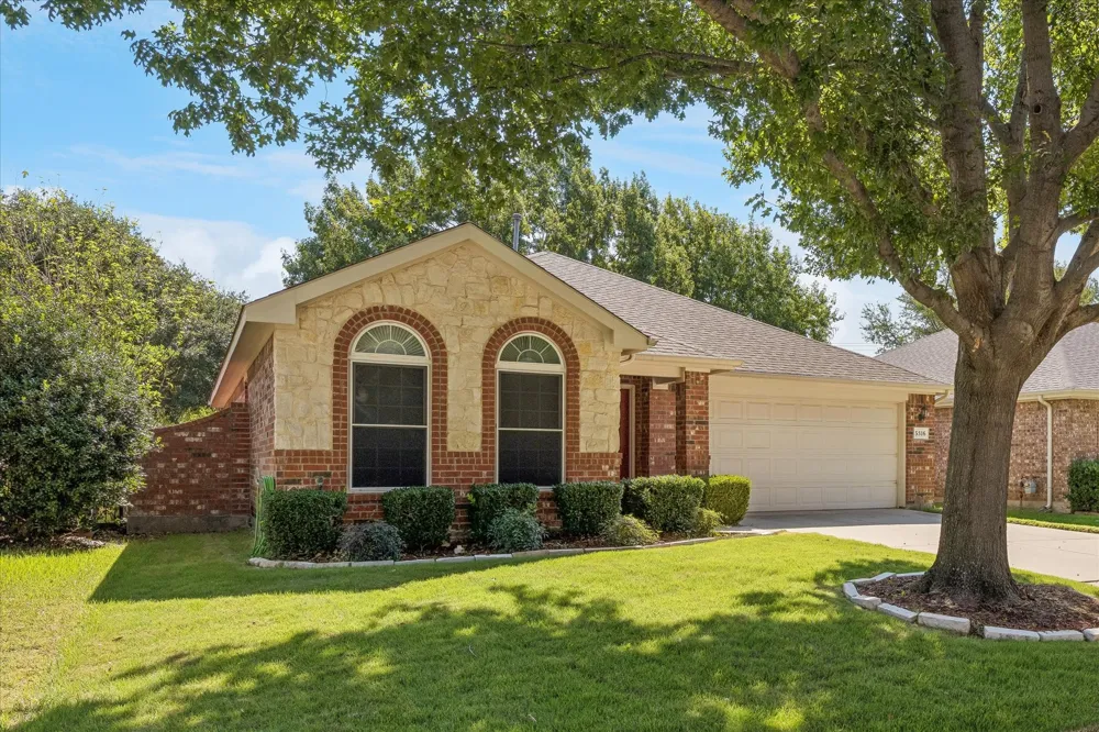 5316 Shepherd Place Flower Mound, TX 75028