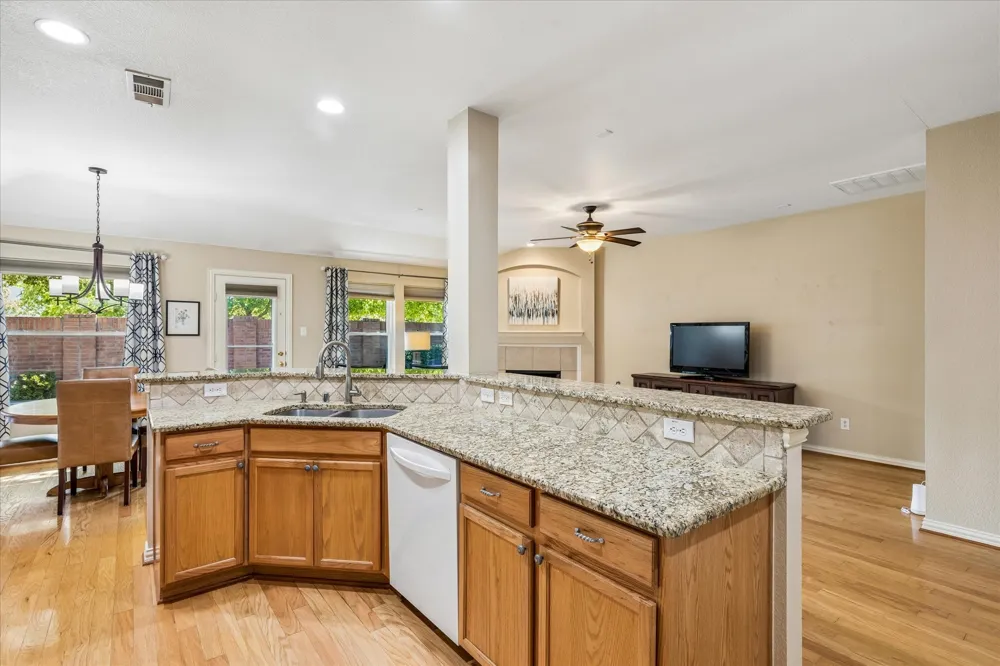 5316 Shepherd Place Flower Mound, TX 75028