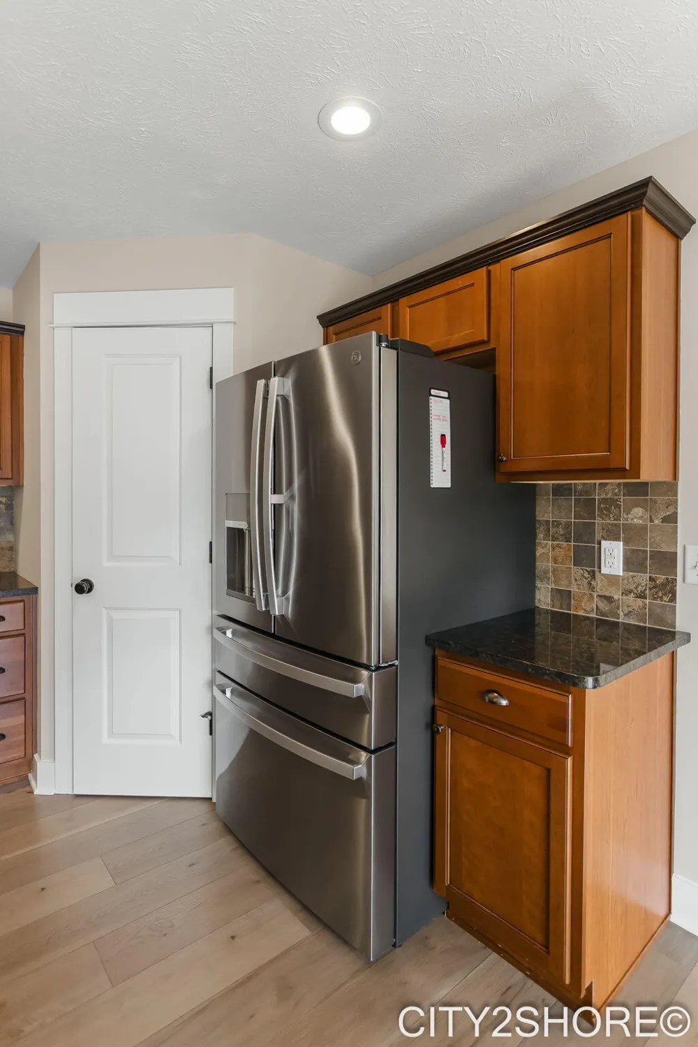 8560 Twin Lakes Drive Jenison, MI 49428