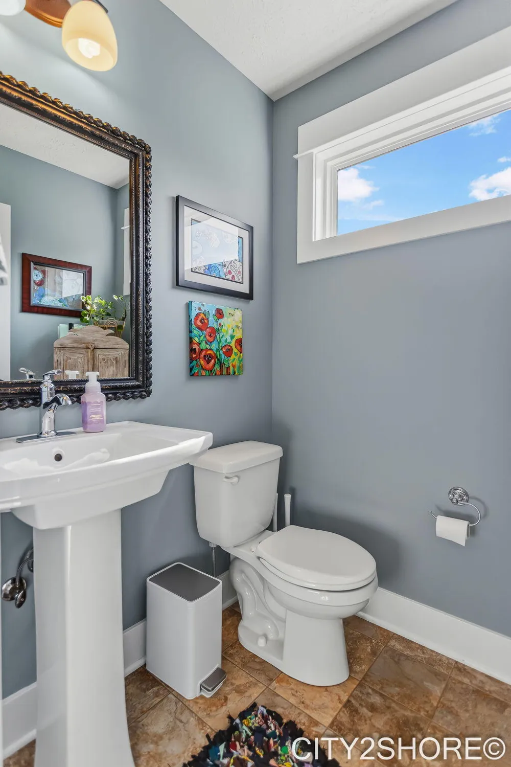 8560 Twin Lakes Drive Jenison, MI 49428