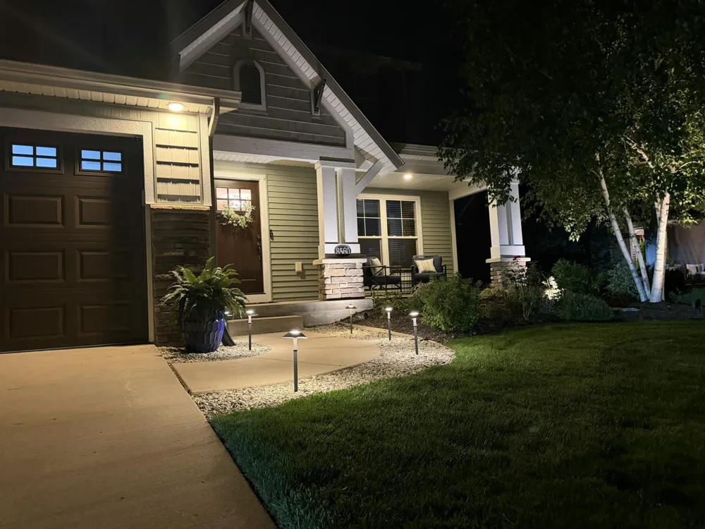 8560 Twin Lakes Drive Jenison, MI 49428