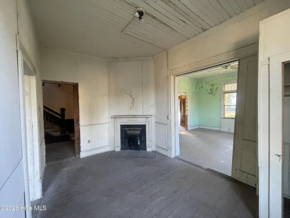211 White Oak Street Thomson, GA 30824