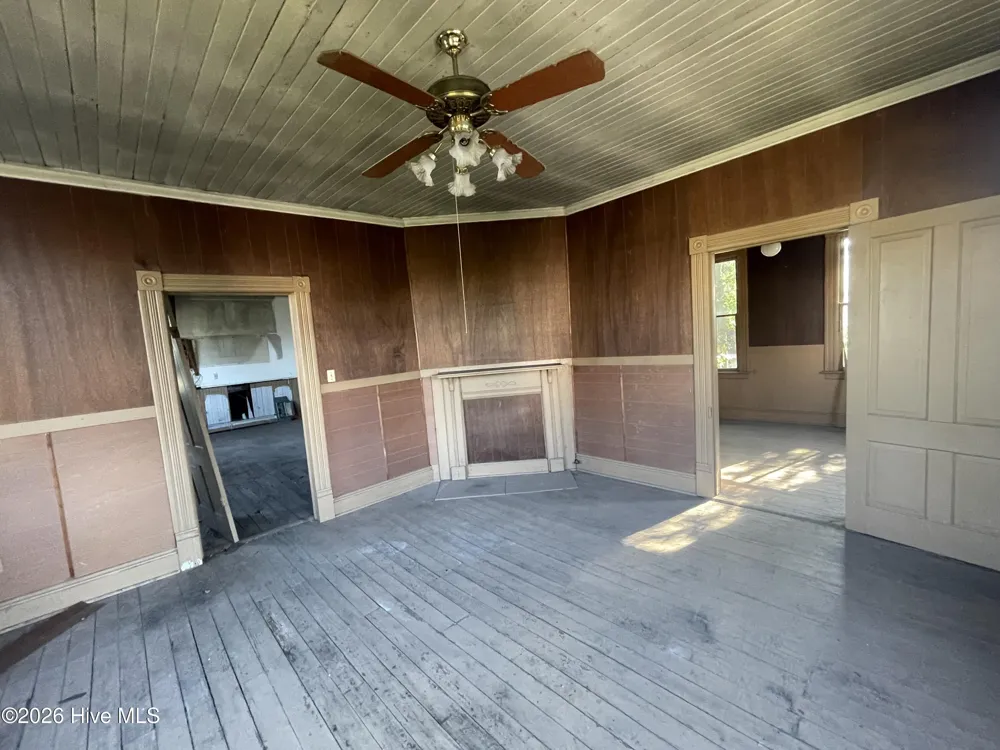 211 White Oak Street Thomson, GA 30824