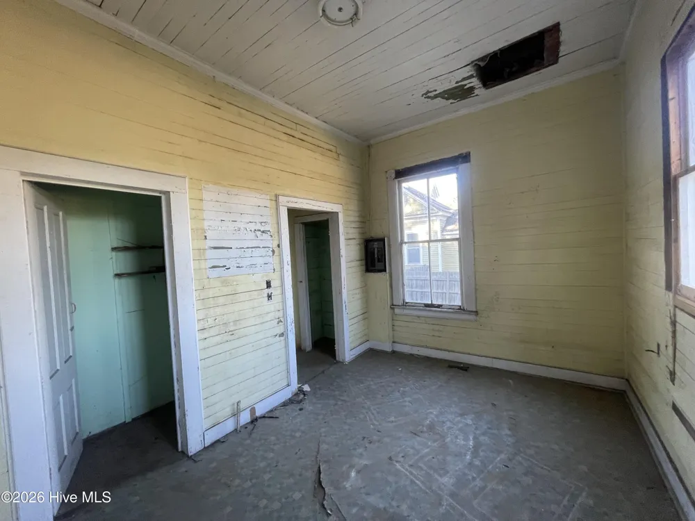 211 White Oak Street Thomson, GA 30824