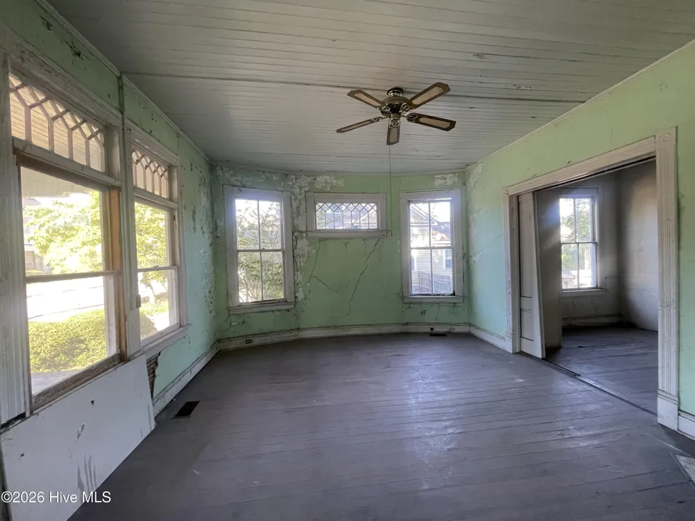 211 White Oak Street Thomson, GA 30824