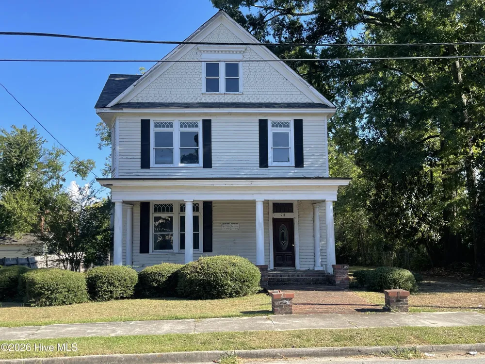 211 White Oak Street Thomson, GA 30824