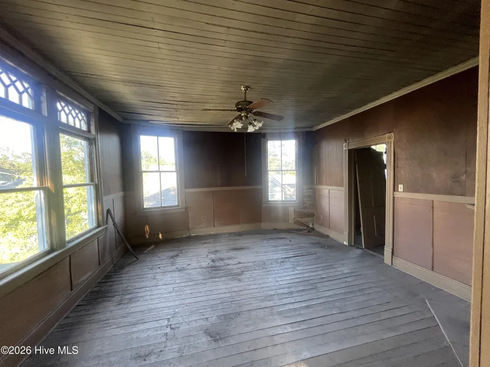 211 White Oak Street Thomson, GA 30824