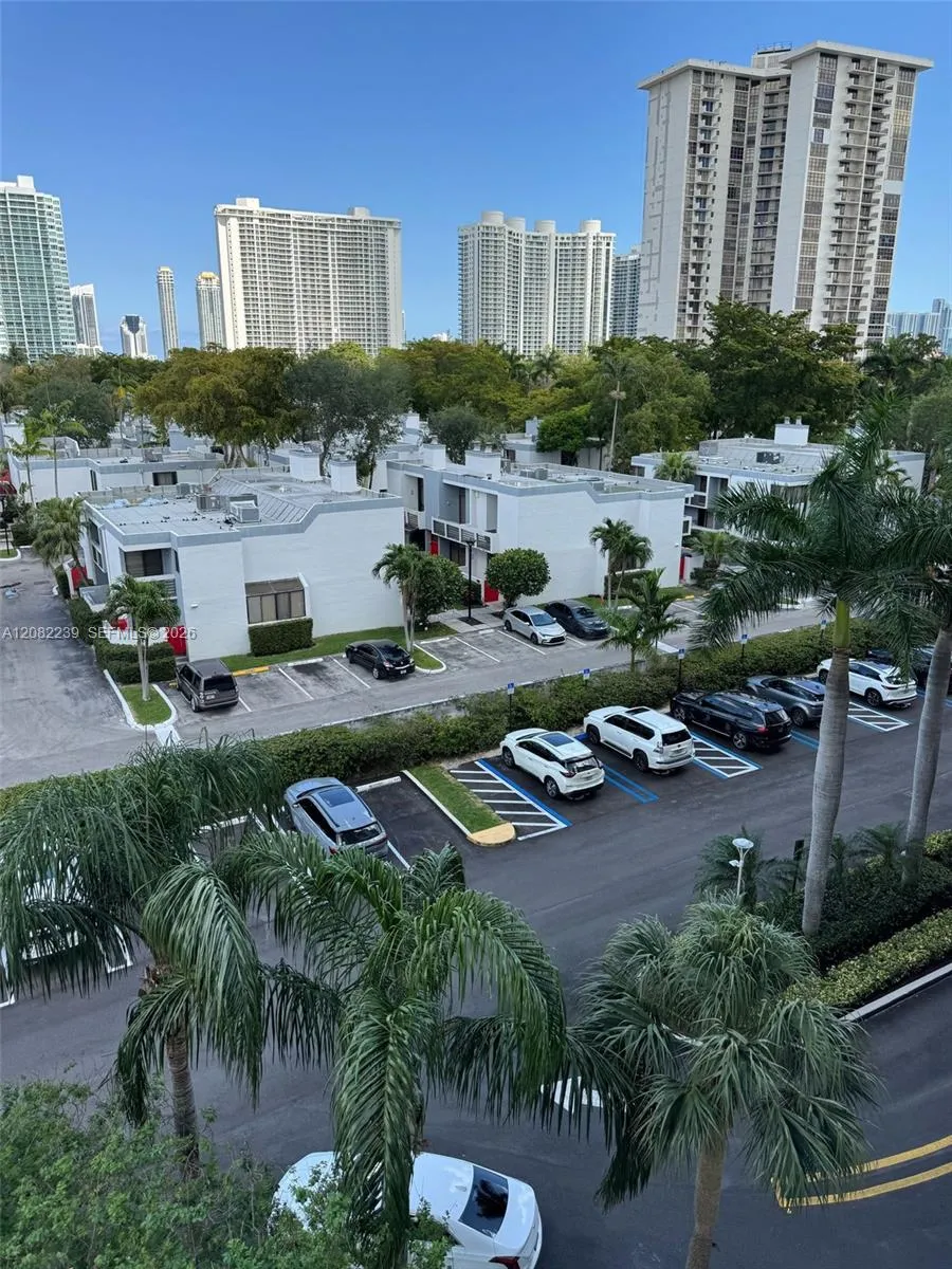2851 NE 183rd St #501E Aventura, FL 33160