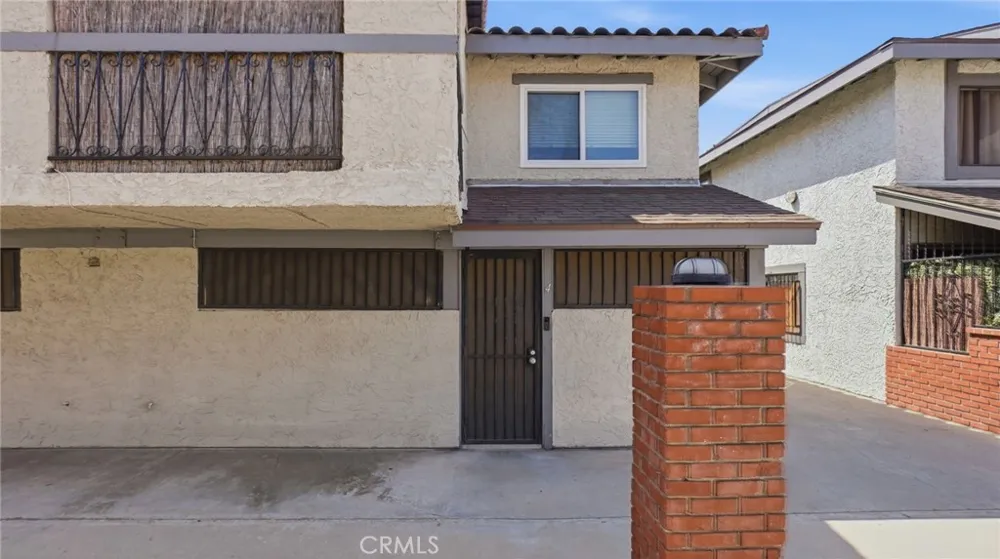 1239 W Rosecrans #4 Gardena, CA 90247