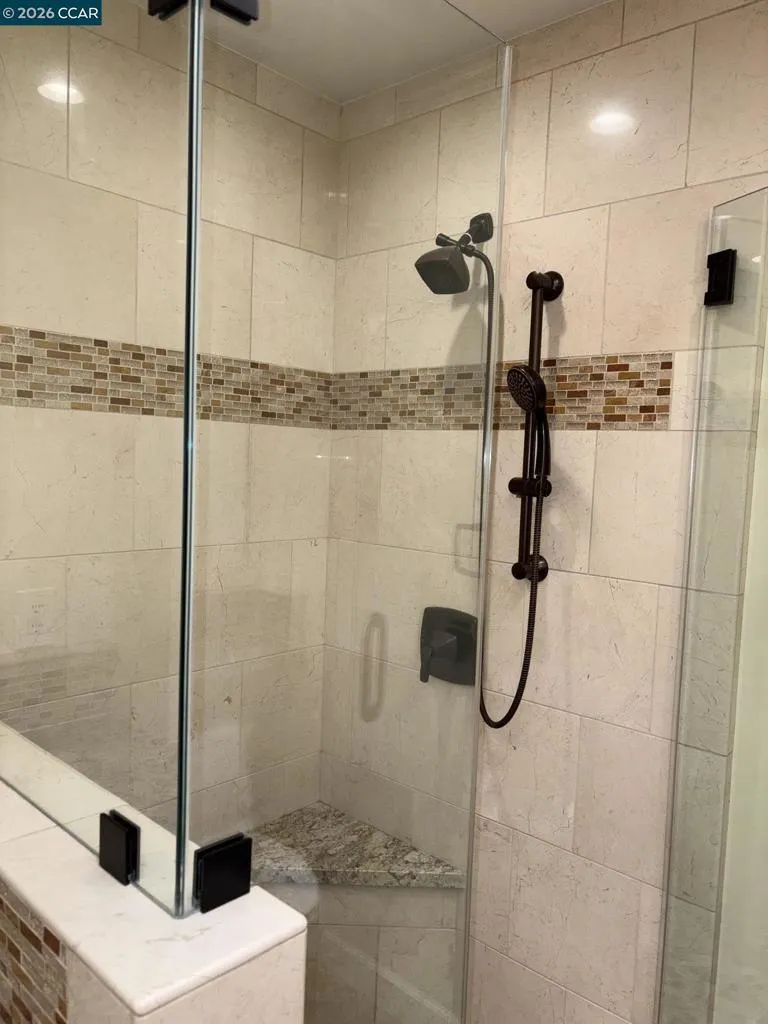 1163 RUNNING SPRINGS #3 Walnut Creek, CA 94595