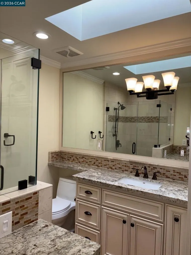 1163 RUNNING SPRINGS #3 Walnut Creek, CA 94595