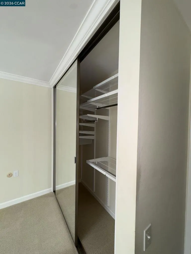 1163 RUNNING SPRINGS #3 Walnut Creek, CA 94595
