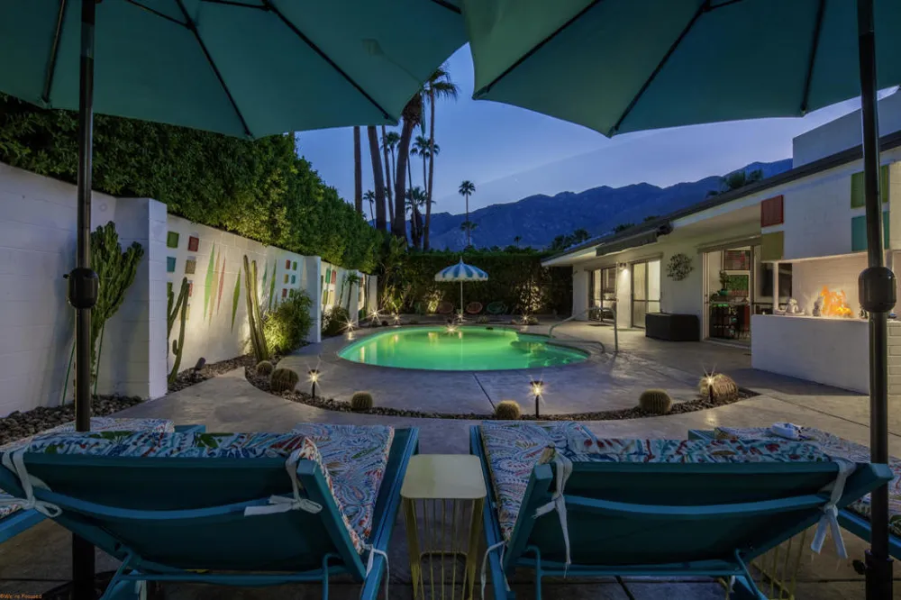 1541 E Madrona Drive Palm Springs, CA 92264