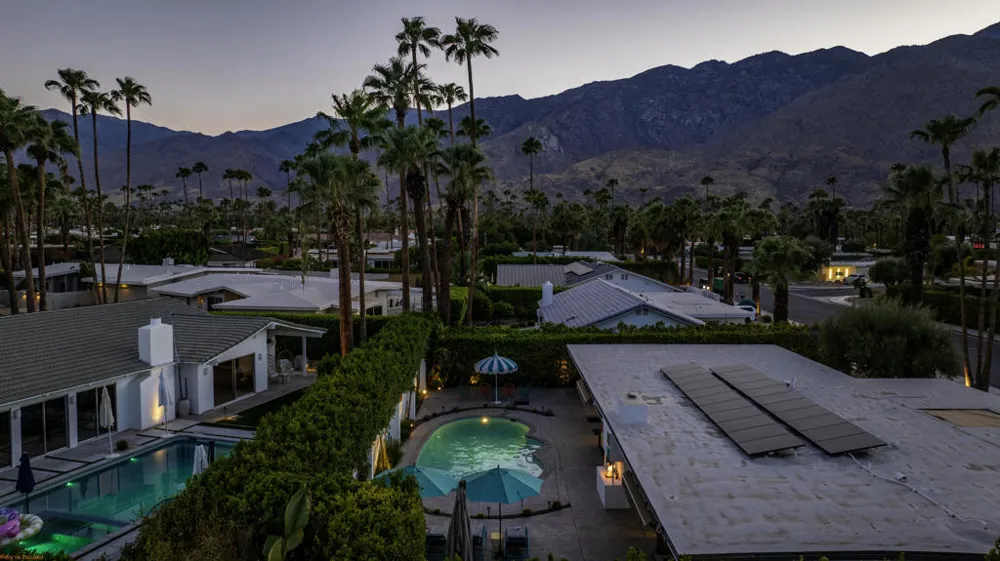 1541 E Madrona Drive Palm Springs, CA 92264