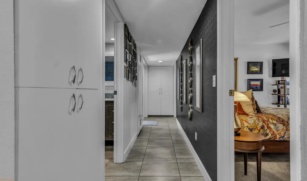 1541 E Madrona Drive Palm Springs, CA 92264
