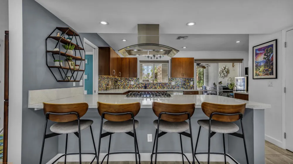1541 E Madrona Drive Palm Springs, CA 92264