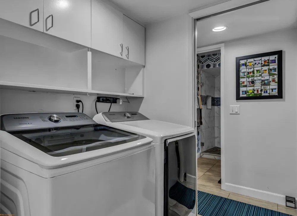 1541 E Madrona Drive Palm Springs, CA 92264
