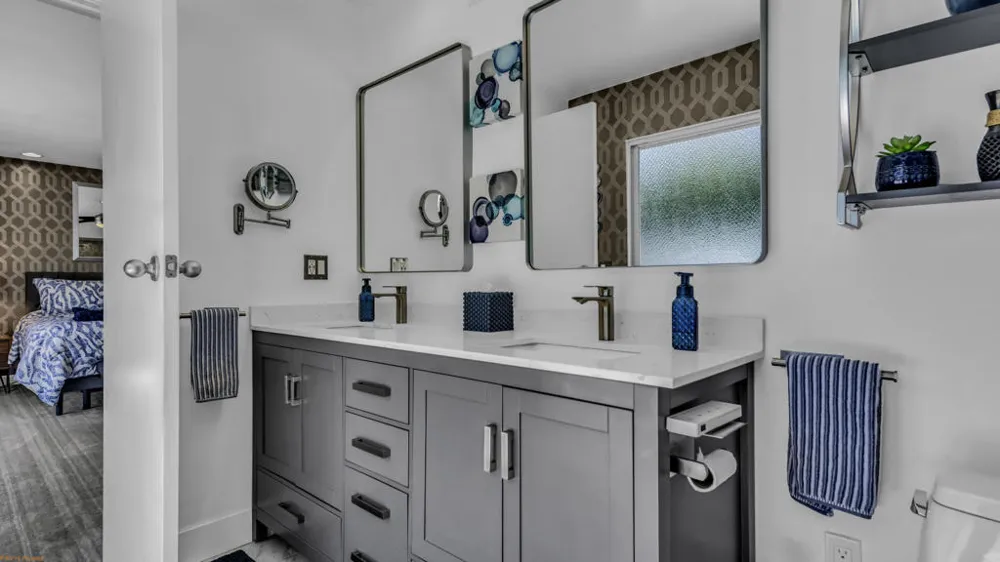 1541 E Madrona Drive Palm Springs, CA 92264
