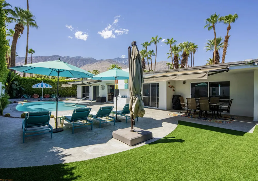 1541 E Madrona Drive Palm Springs, CA 92264