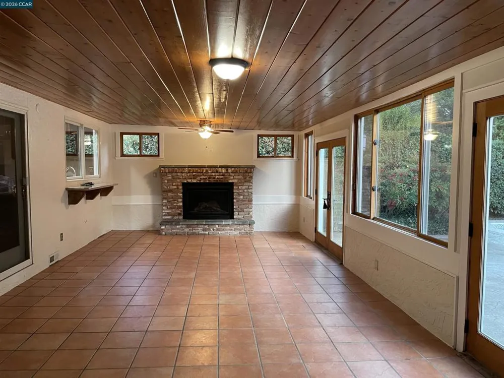 625 Las Barrancas Dr Danville, CA 94526
