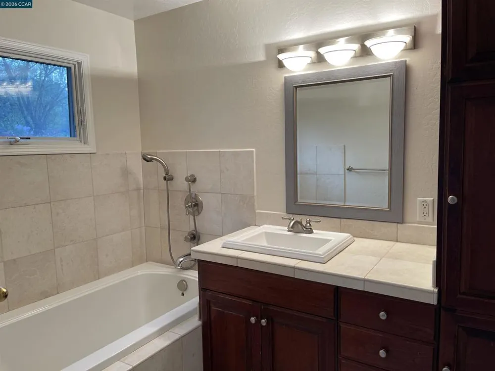 625 Las Barrancas Dr Danville, CA 94526